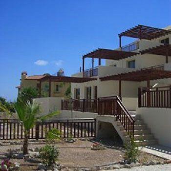 Riverside Apartment Complex Geroskipou Exterior photo
